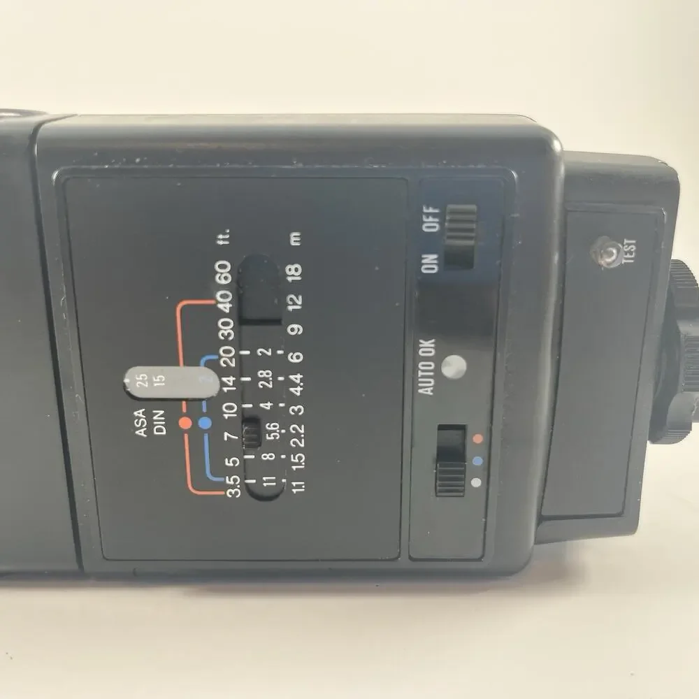Albinar 90 MDT Z Camera Flash Thyristor Hot Shoe 35mm Film